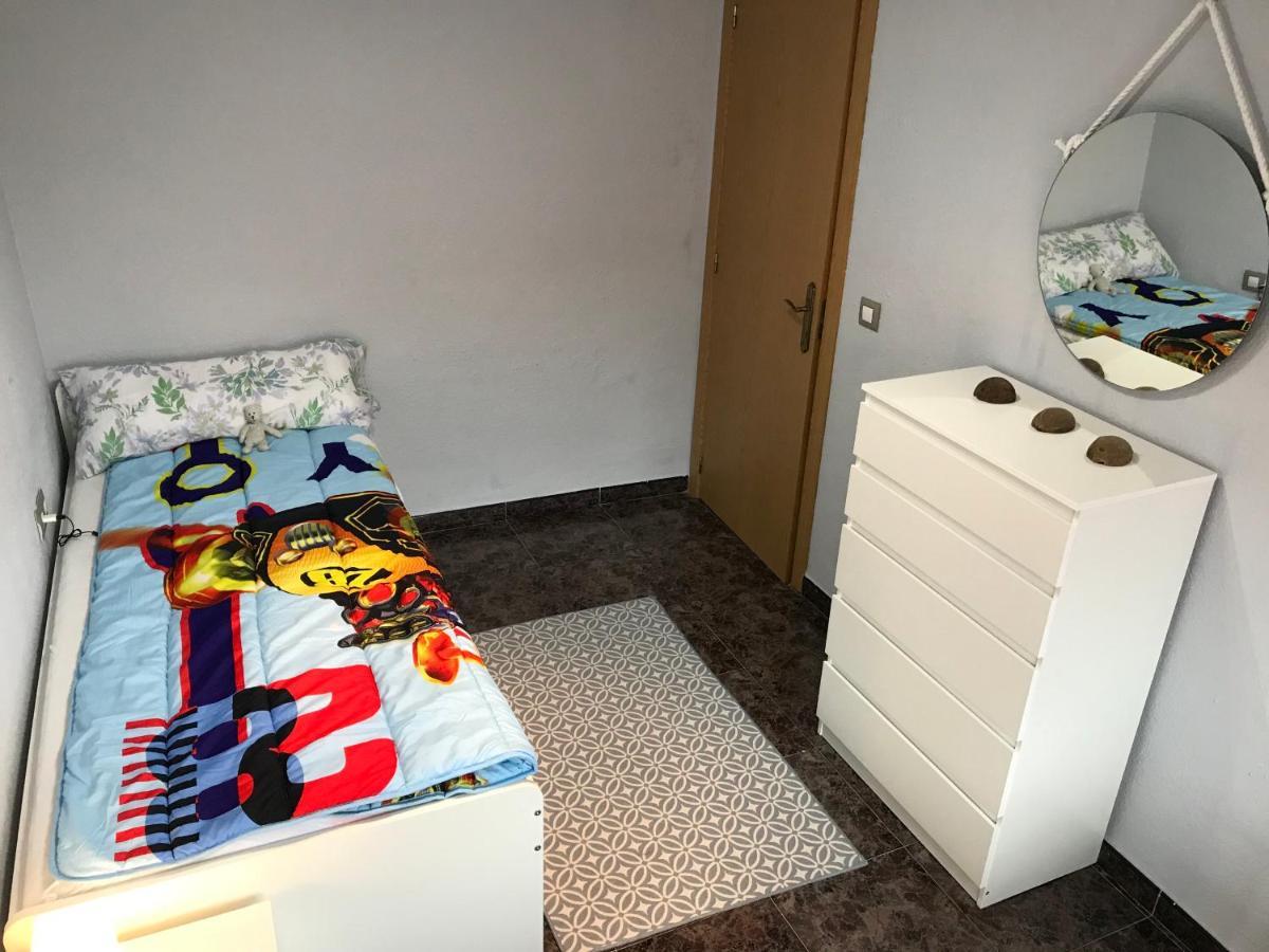 Great Holiday Apartment Close To The Beach ガンディア エクステリア 写真